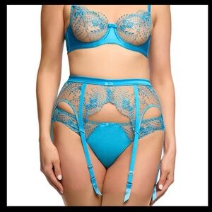 Dita Von Teese Lingerie Julie’s Roses Underwire Bra 38DD,